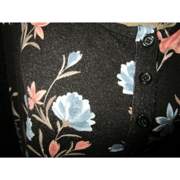 Ladies Torrid Dressy Top Lace sleeves style Super Soft Size 1 - Picture 5 of 9